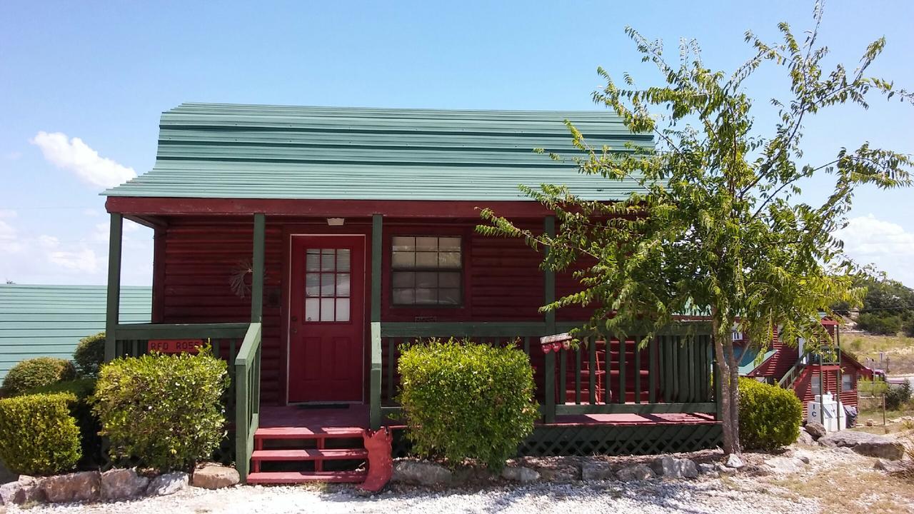 Top Of The Hill Rv Resort & Cabins Waring المظهر الخارجي الصورة