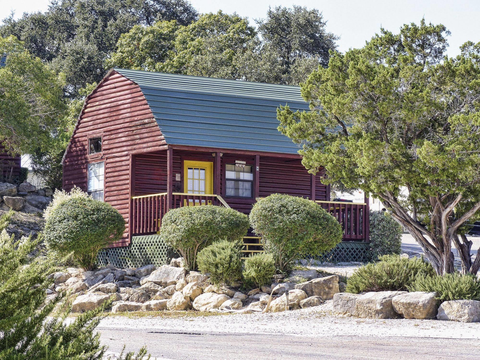 Top Of The Hill Rv Resort & Cabins Waring المظهر الخارجي الصورة