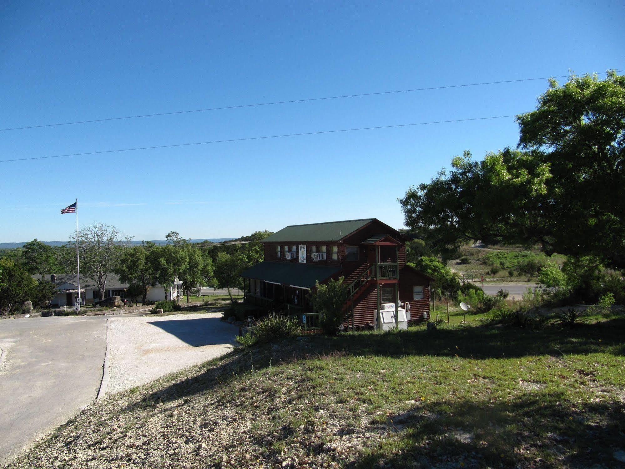 Top Of The Hill Rv Resort & Cabins Waring المظهر الخارجي الصورة